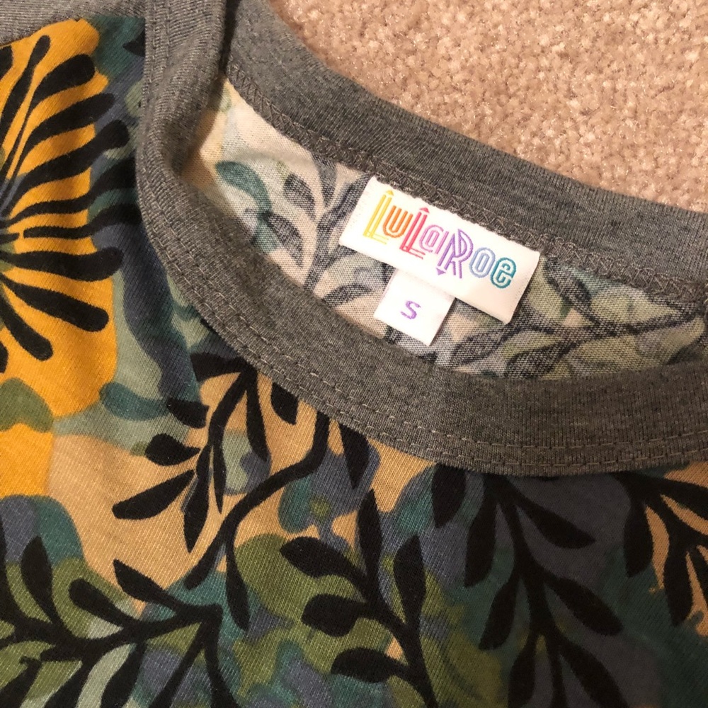 LuLaRoe Randy - Picture 2 of 2